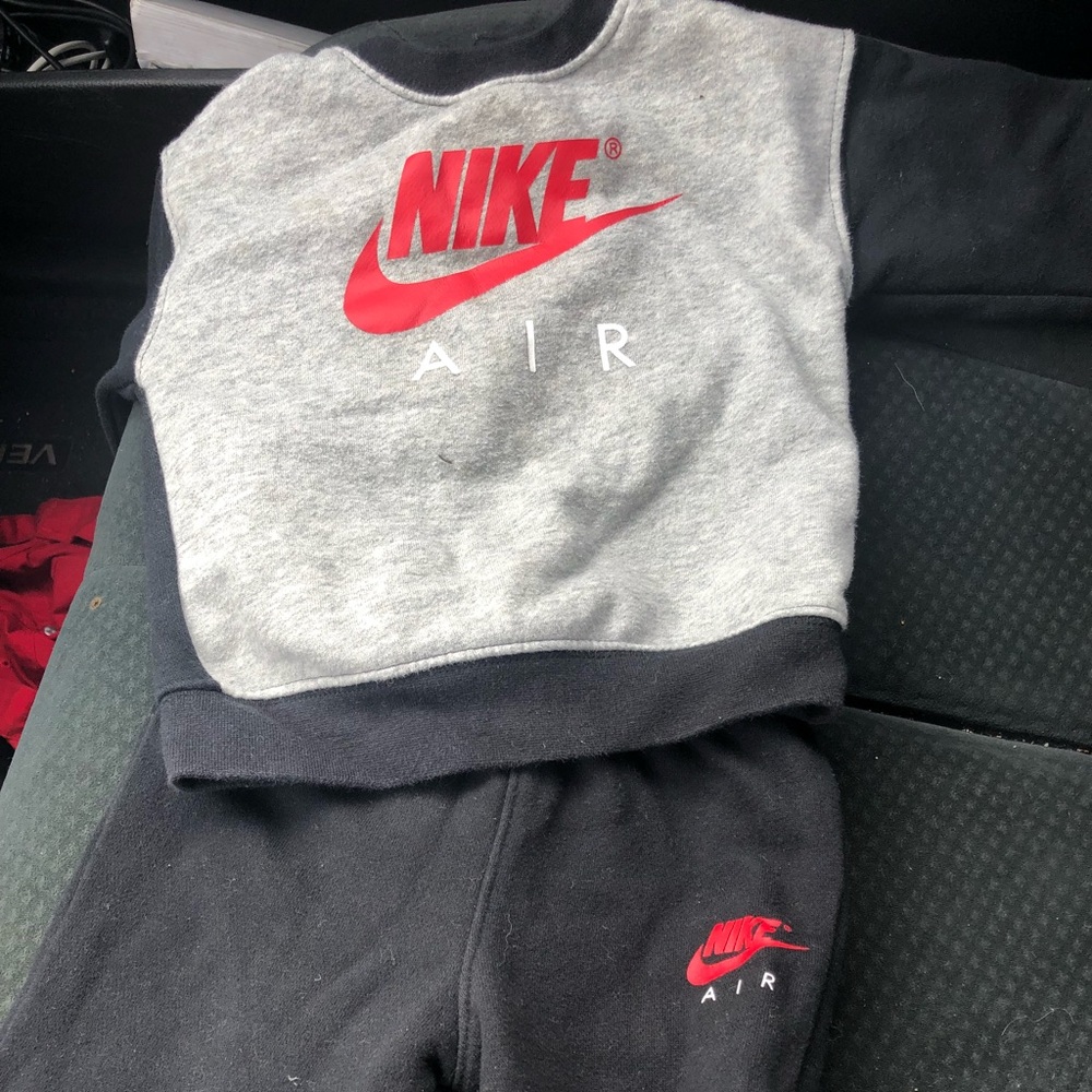 Nike sweat suit